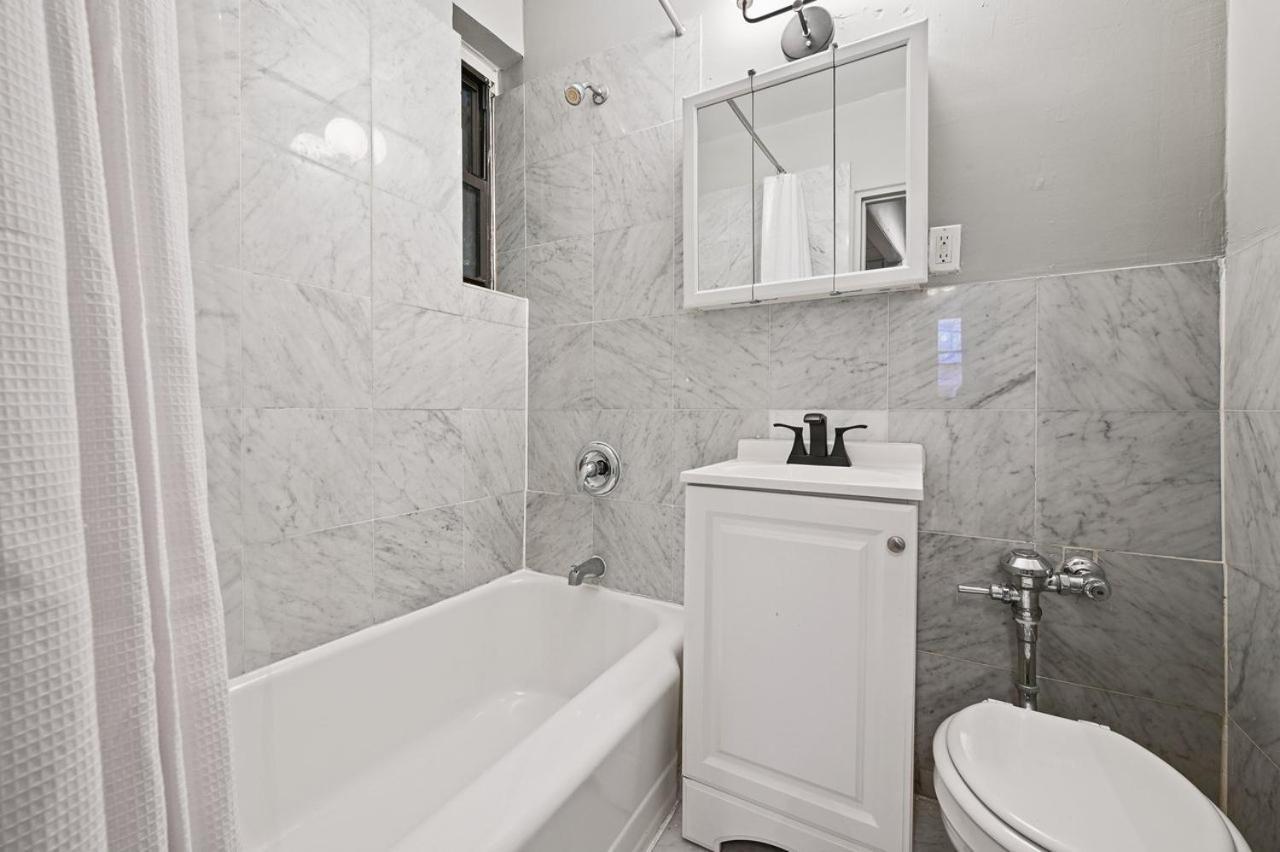 Apartment 385: Upper East Side *