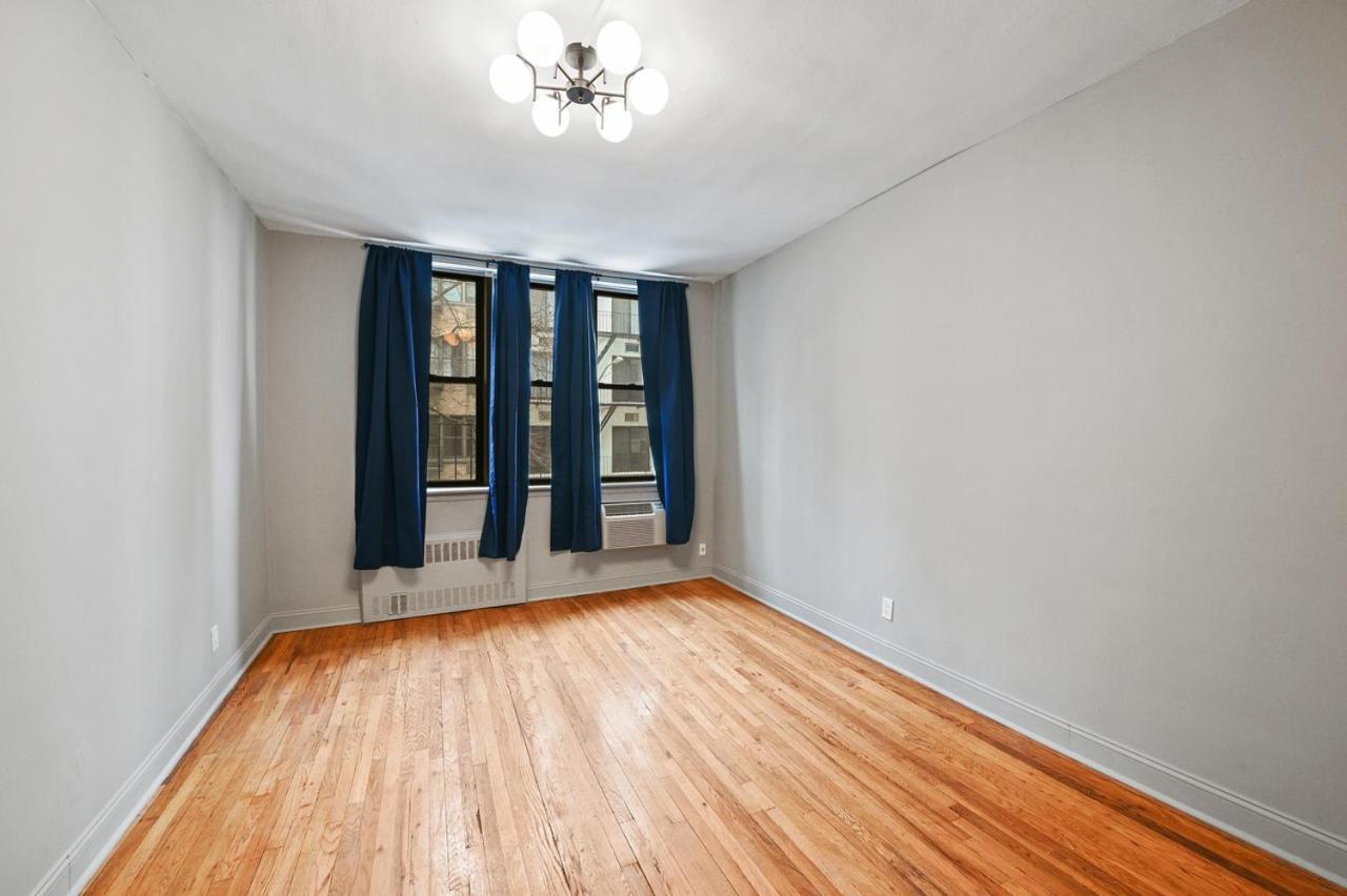 Apartment 385: Upper East Side New York